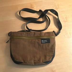 Lululemon purse